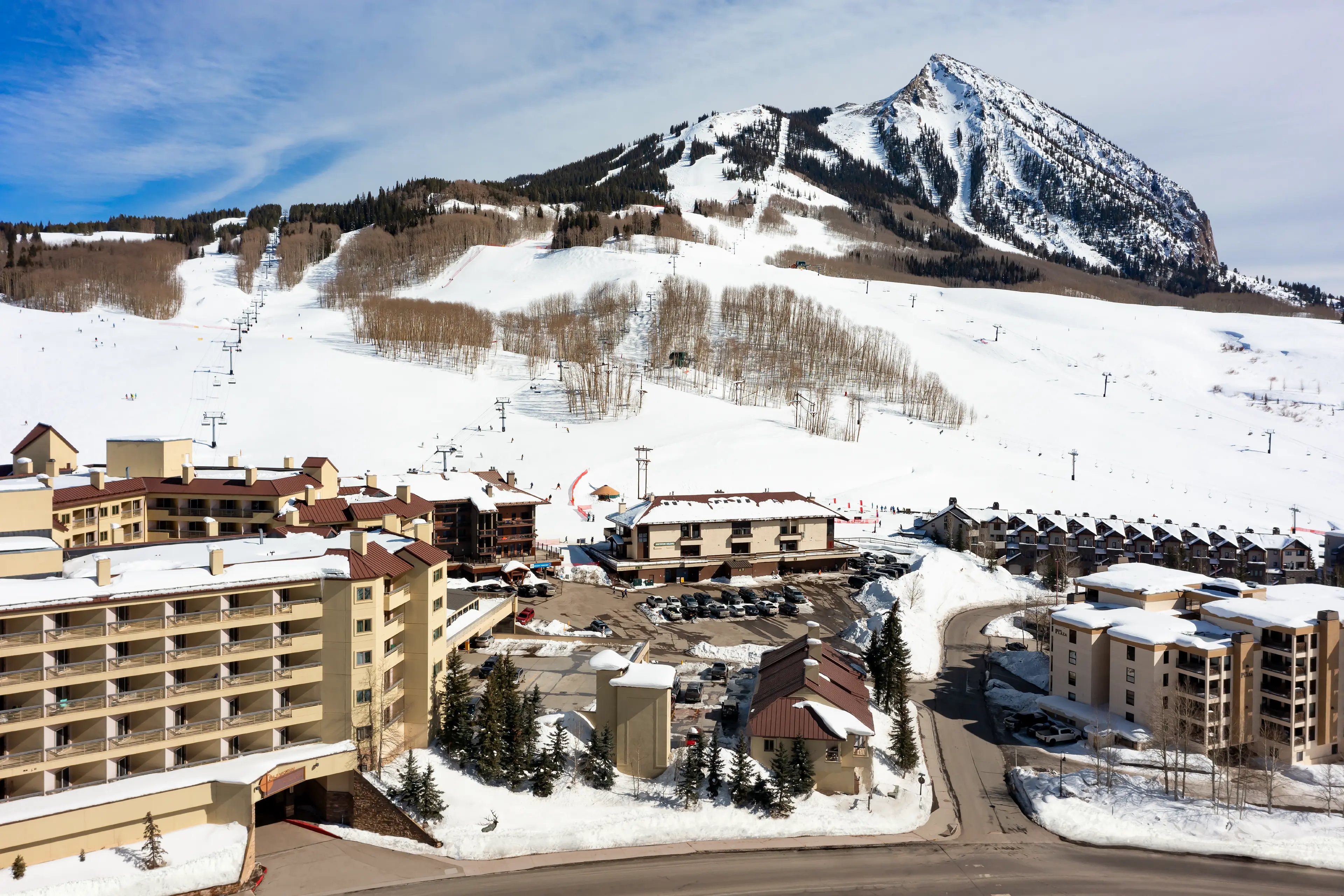 Elevation-Resort-From-Condos_3840x2561_G_90_Long Edge Portfolio_auto