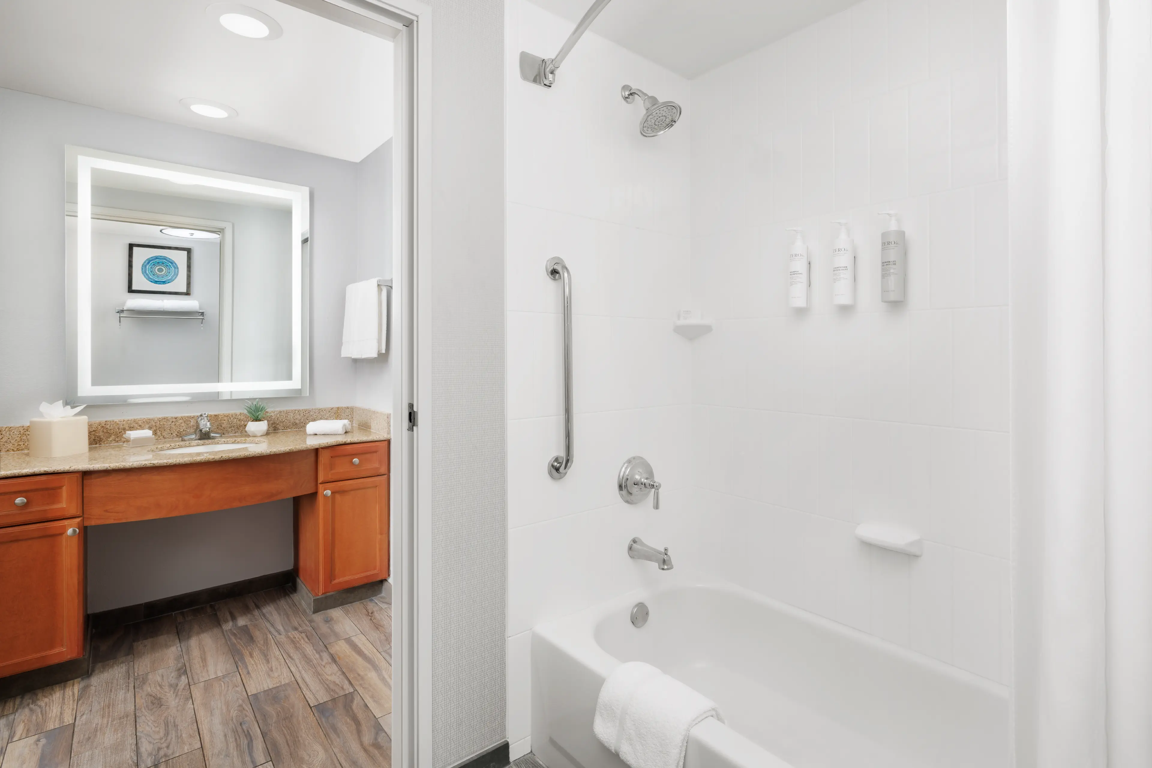 CRPHWHW-Standard-Tub_3840x2561_G_90_Long Edge Portfolio_auto